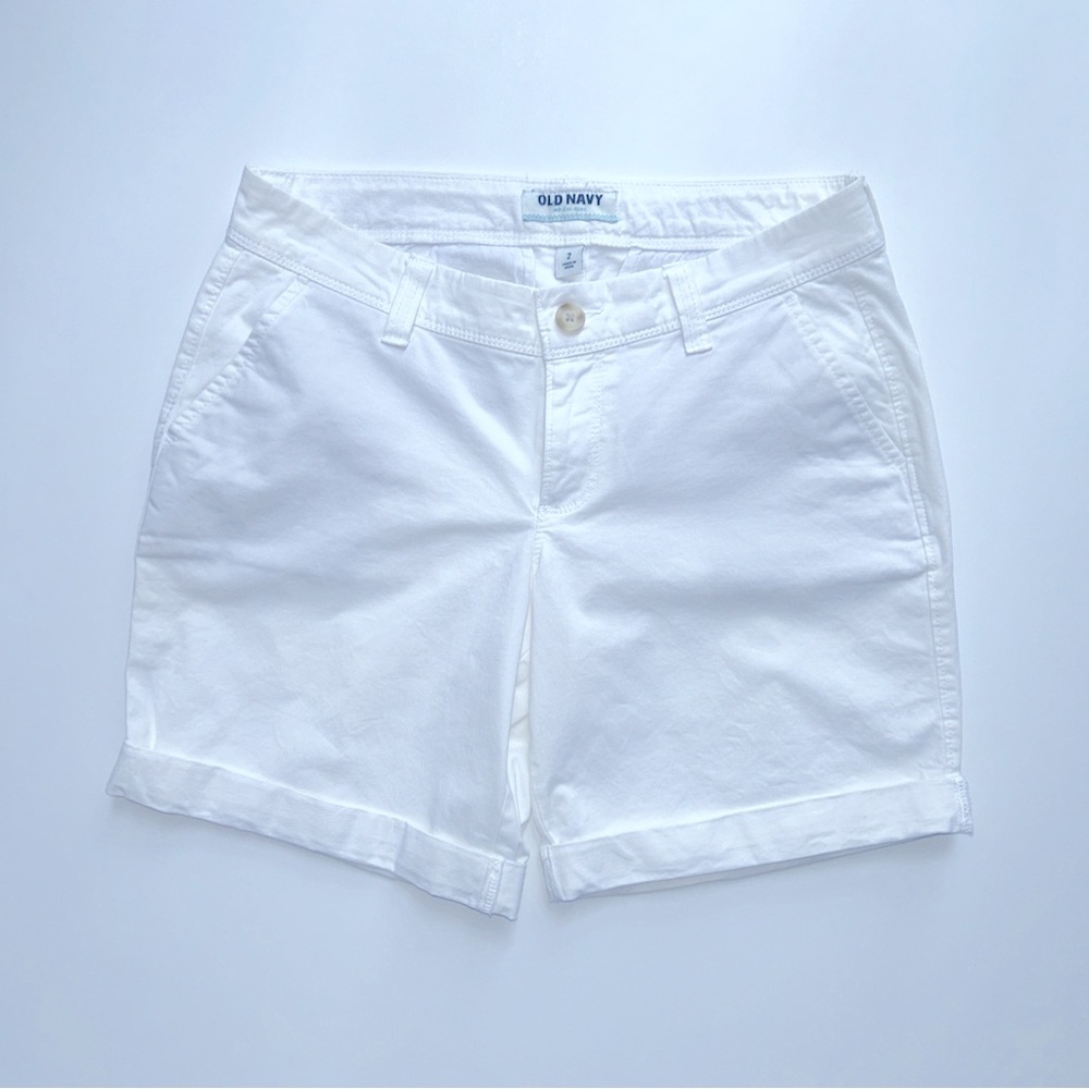 Old Navy Women White Shorts - Spring/Summer